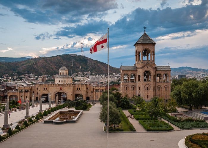 חבילת טיול של 3 ימים בגאורגיה כולל בורג'ומי