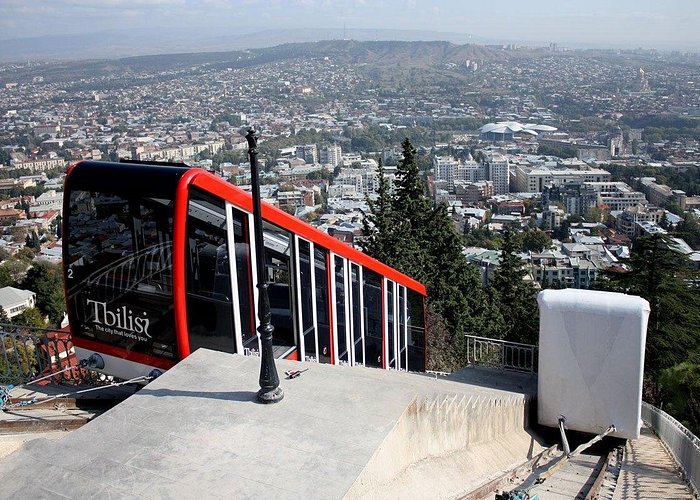 סיור עירוני פרטי בטביליסי