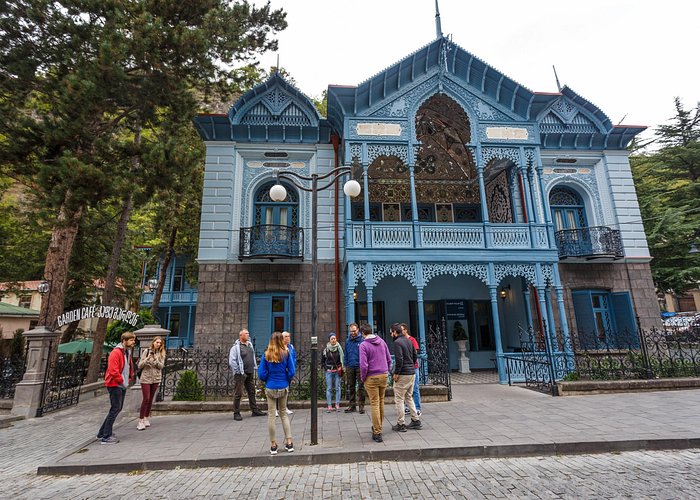 העברה משותפת מטביליסי לפארק המרכזי של בורג'ומי