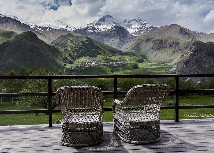 קזבגי – נופי הקווקז והדרך הצבאית הגאורגית